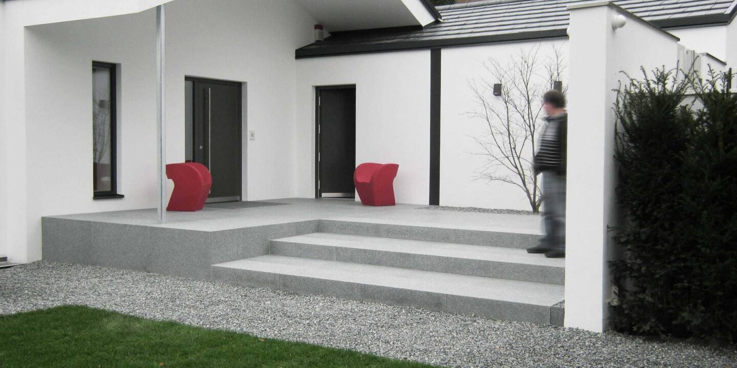 Kusser Fuerstensteiner Granit Eingang Mit Stufen
