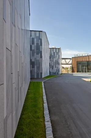 3 buildings in a row with natural stone façade