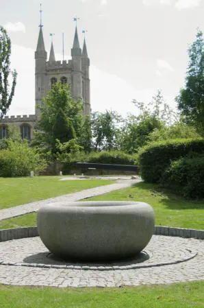 Runder Brunnen in Newburry