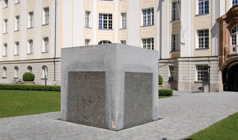 Kunstbrunnen von Josef Sailstorfer