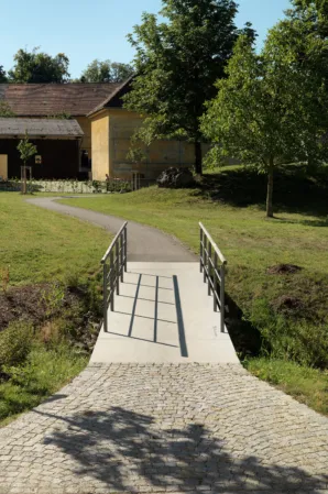 kleine Granitbrücke