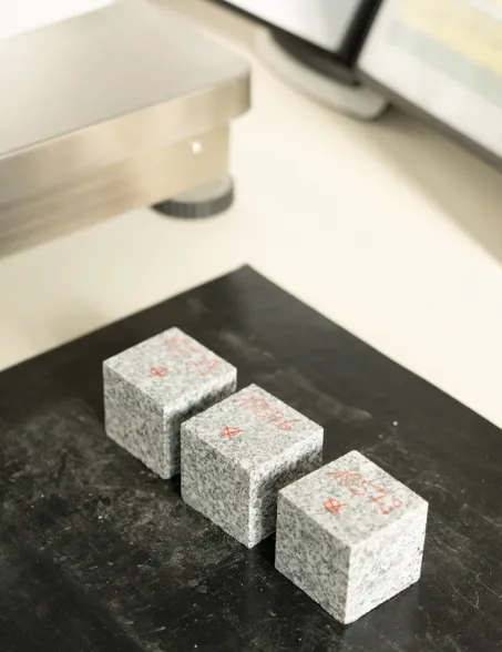 Granitproben für Labortests