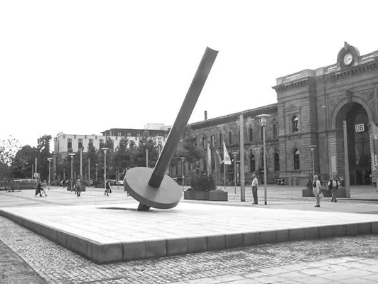 Kunstwerk Erdachse Magdeburg