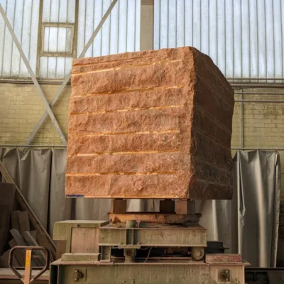sandfarbener Roblock